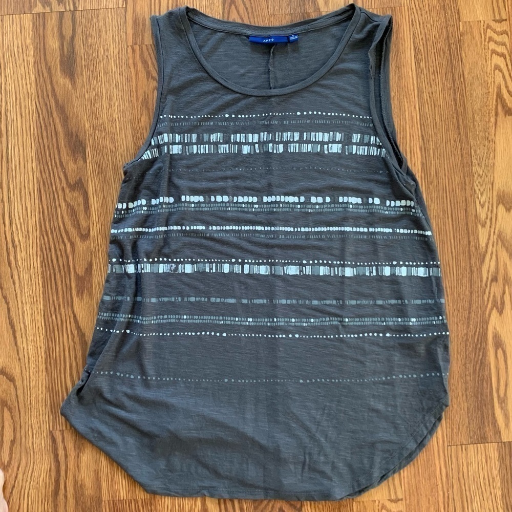 APT. 9 Gray Sleeveless shitt Top S